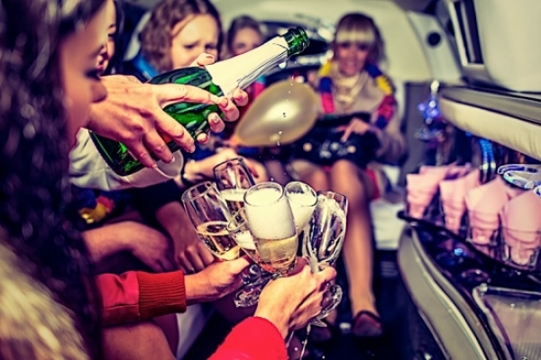 The Dos And Don’ts For Your Bachelorette Party