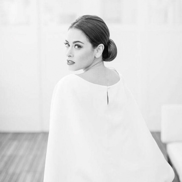 Should I Wear My Hair Up Or Down For My Wedding Saratogabride Should I Wear My Hair Up Or Down For My Wedding Saratogabride