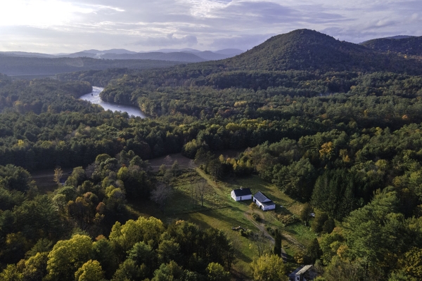 The Mountain Airstrip Farm: A Venue Wedding Dreams are Made of